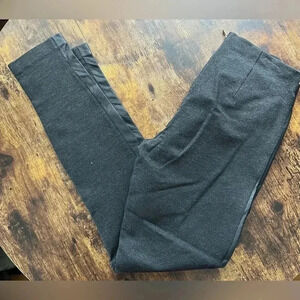 J. CREW | The Gigi pant ladies pull on legging/pants. Size: 8T